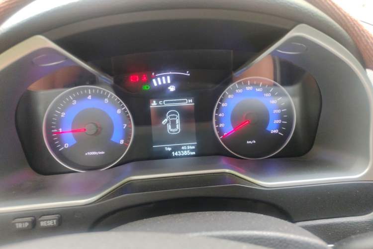 Used Geely Auto Emgrand 2016 Sedan 1.5L Manual Upward Edition Instrument Cluster