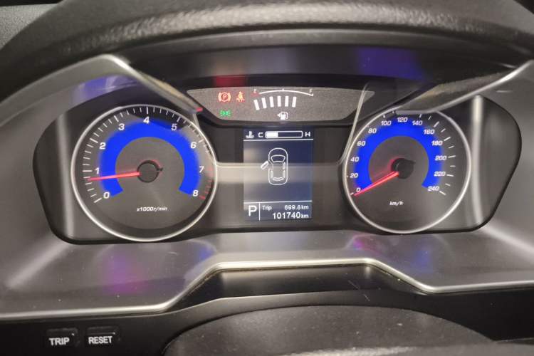 Used Geely Auto Emgrand 2016 Sedan 1.5L CVT Upward Version Instrument Cluster