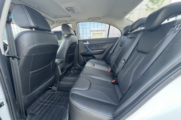Used Geely Auto Emgrand 2016 Sedan 1.3T CVT Prestige Model Interior 1