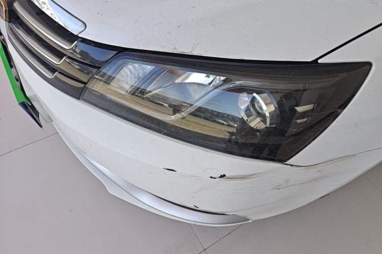 Used Geely Auto Emgrand 2016 Sedan 1.5L CVT Upward Version Left Front Headlight