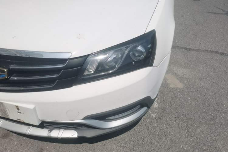 Used Geely Auto Emgrand 2016 Hatchback RS 1.5L Manual - Upward Edition Left Front Headlight