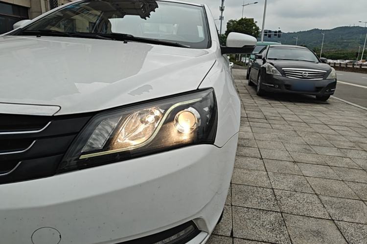 Used Geely Auto Emgrand 2016 Sedan 1.5L CVT Upward Version Left Front Headlight