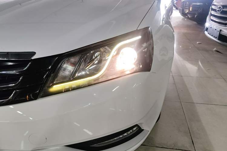 Used Geely Auto Emgrand 2016 Sedan 1.5L Manual Upward Edition Left Front Headlight