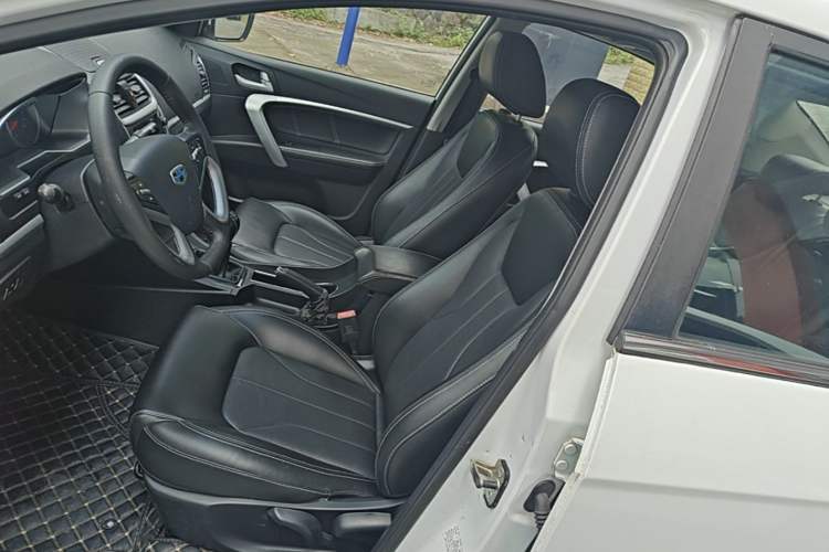 Used Geely Auto Emgrand 2016 Sedan 1.5L Manual Upward Edition Left Front Seat