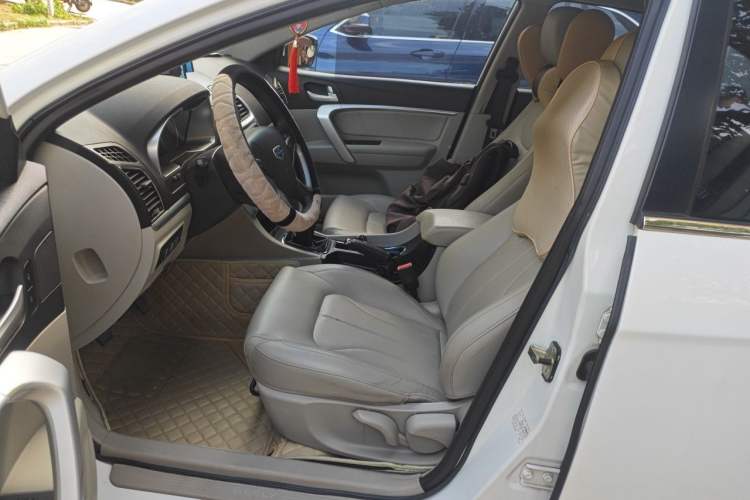 Used Geely Auto Emgrand 2016 Sedan 1.5L Manual Luxury Model Left Front Seat