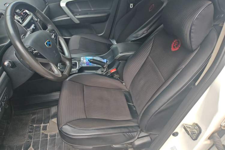 Used Geely Auto Emgrand 2016 Sedan 1.5L CVT Upward Version Left Front Seat