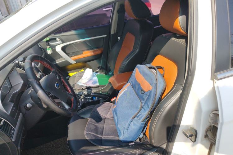 Used Geely Auto Emgrand 2016 Hatchback RS 1.5L Manual - Upward Edition Left Front Seat