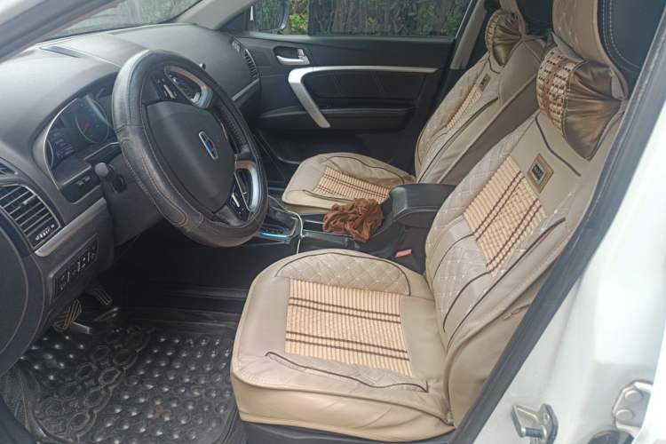Used Geely Auto Emgrand 2016 Sedan 1.3T CVT Upward Edition Left Front Seat
