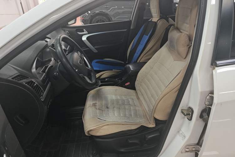 Used Geely Auto Emgrand 2016 Sedan 1.5L Manual Upward Edition Left Front Seat