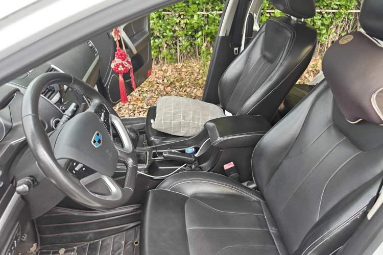 Used Geely Auto Emgrand 2016 Sedan 1.5L Manual Upward Edition Left Front Seat