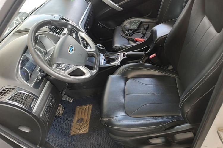 Used Geely Auto Emgrand 2016 Sedan 1.5L CVT Upward Version Left Front Seat