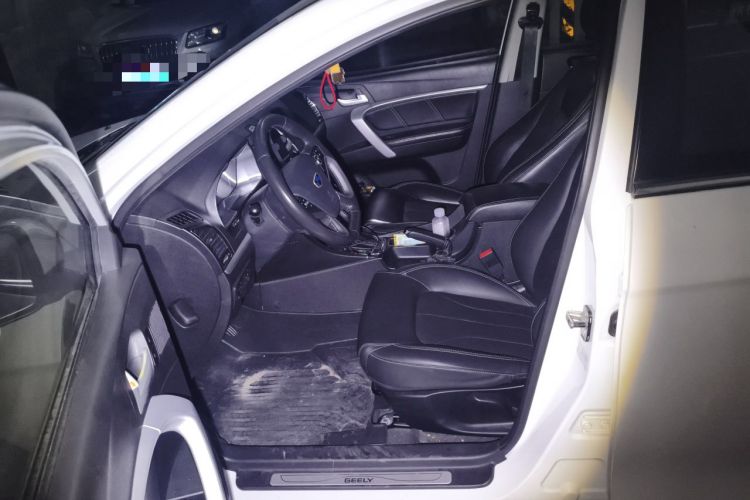 Used Geely Auto Emgrand 2016 Sedan 1.5L CVT Upward Version Left Front Seat