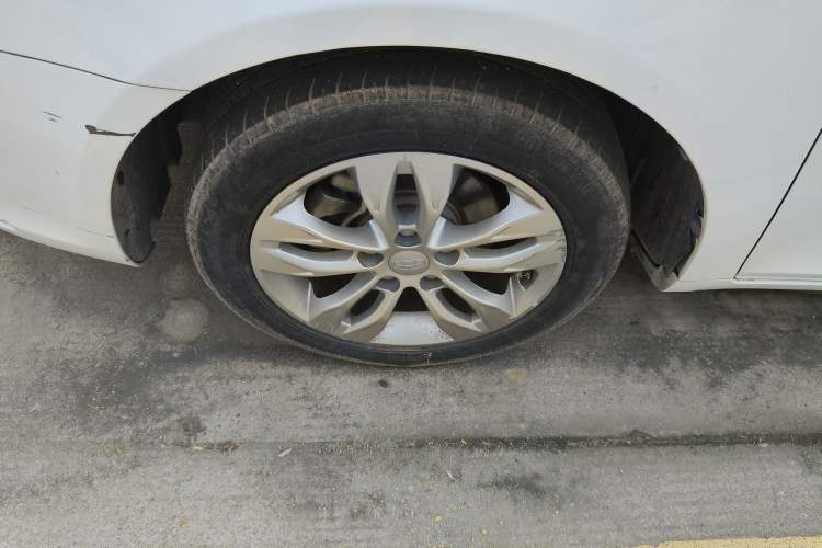 Used Geely Auto Emgrand 2016 Sedan 1.5L Manual Upward Edition Left Front Wheel Hub