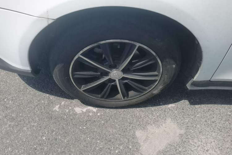 Used Geely Auto Emgrand 2016 Hatchback RS 1.5L Manual - Upward Edition Left Front Wheel Hub