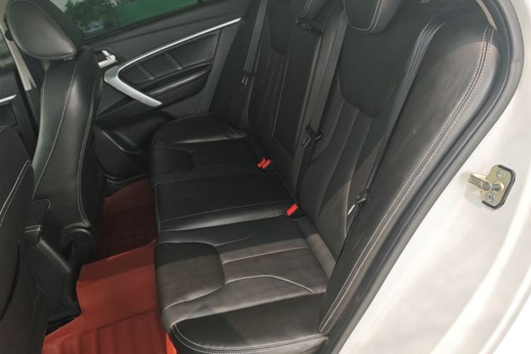 Used Geely Auto Emgrand 2016 Sedan 1.5L Manual Upward Edition Left Rear Seat
