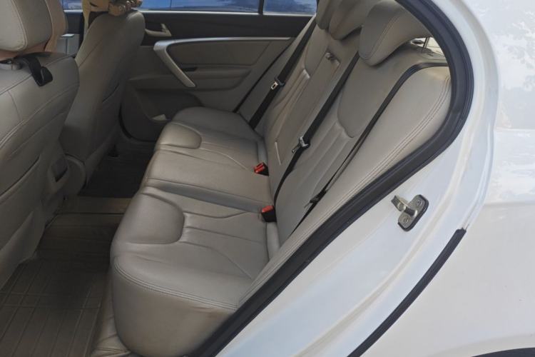 Used Geely Auto Emgrand 2016 Sedan 1.5L Manual Luxury Model Left Rear Seat