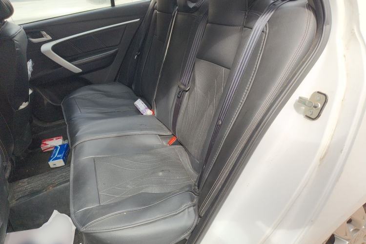 Used Geely Auto Emgrand 2016 Sedan 1.5L Manual Upward Edition Left Rear Seat