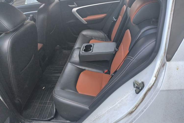 Used Geely Auto Emgrand 2016 Hatchback RS 1.5L Manual - Upward Edition Left Rear Seat
