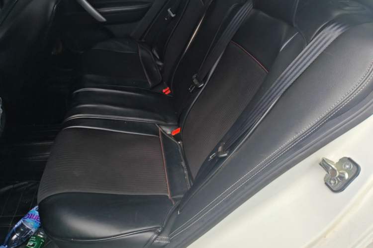 Used Geely Auto Emgrand 2016 Sedan 1.5L CVT Upward Version Left Rear Seat