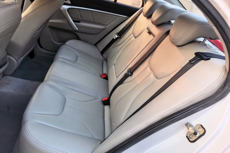 Used Geely Auto Emgrand 2016 Sedan 1.5L CVT Luxury Model Left Rear Seat