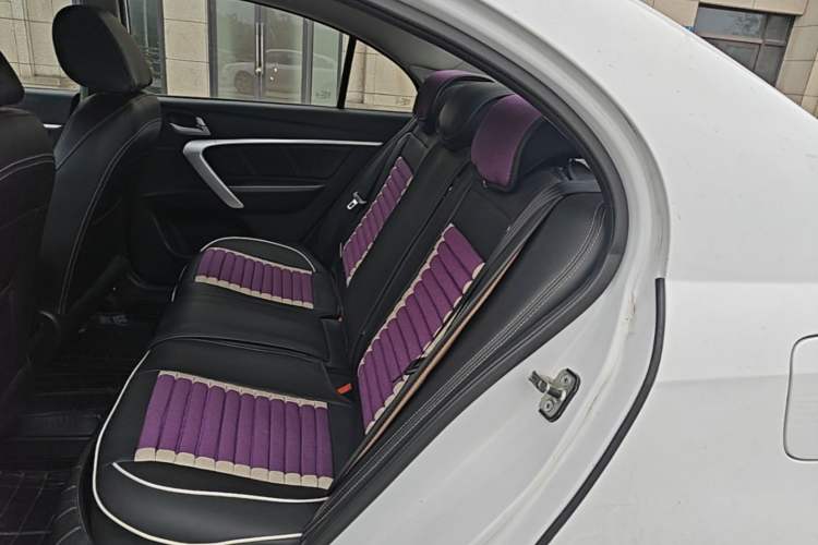 Used Geely Auto Emgrand 2016 Sedan 1.5L CVT Upward Version Left Rear Seat