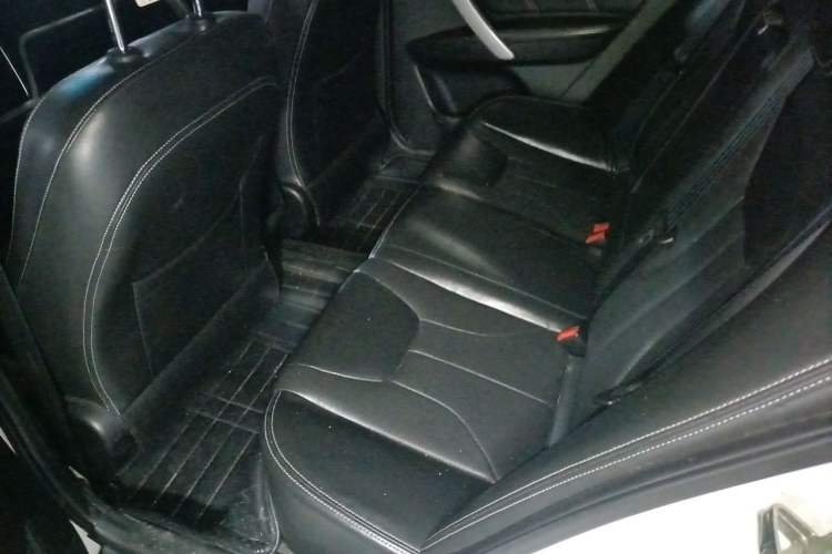 Used Geely Auto Emgrand 2016 Sedan 1.5L CVT Upward Version Left Rear Seat