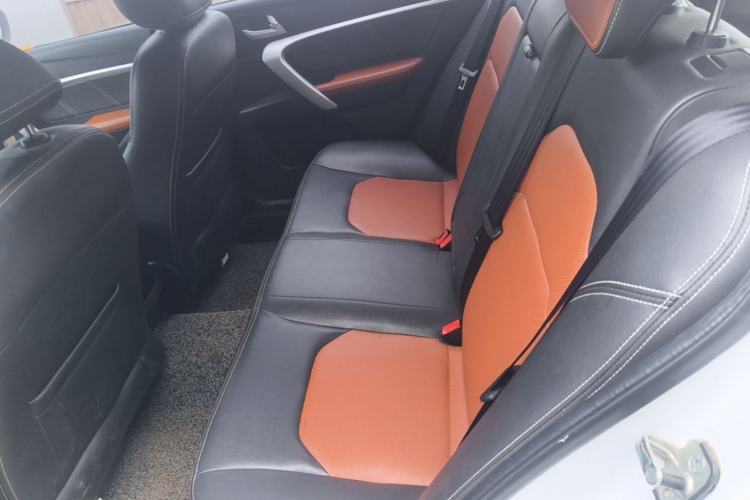 Used Geely Auto Emgrand 2016 Hatchback RS 1.5L CVT Upward Edition Left Rear Seat