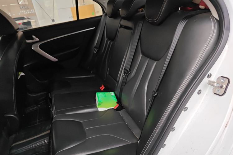 Used Geely Auto Emgrand 2016 Sedan 1.5L Manual Upward Edition Left Rear Seat