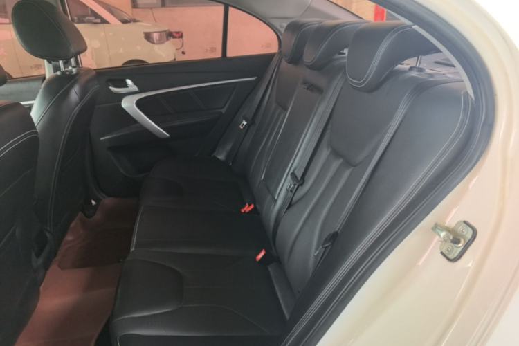 Used Geely Auto Emgrand 2016 Sedan 1.5L Manual Upward Edition Left Rear Seat