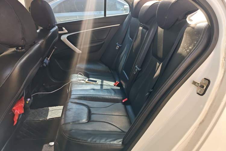 Used Geely Auto Emgrand 2016 Sedan 1.5L CVT Upward Version Left Rear Seat