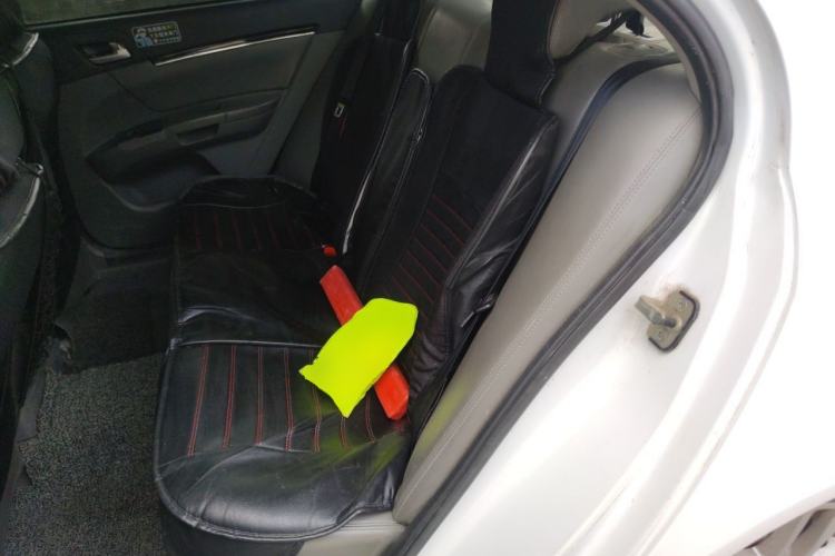 Used Geely Auto Emgrand 2016 Sedan 1.3T Manual Upward Edition Left Rear Seat