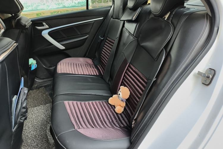 Used Geely Auto Emgrand 2016 Sedan 1.5L Manual Upward Edition Left Rear Seat