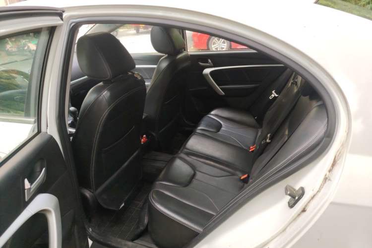 Used Geely Auto Emgrand 2016 Sedan 1.5L Manual Upward Edition Left Rear Seat