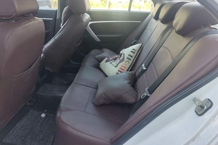 Used Geely Auto Emgrand 2016 Sedan 1.5L CVT Upward Version Left Rear Seat