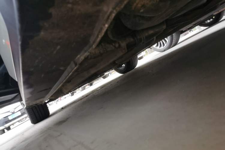 Used Geely Auto Emgrand 2016 Hatchback RS 1.5L CVT Upward Edition Left Side Sill