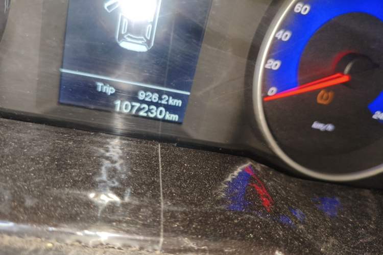 Used Geely Auto Emgrand 2016 Sedan 1.5L Manual Upward Edition Odometer Close Up