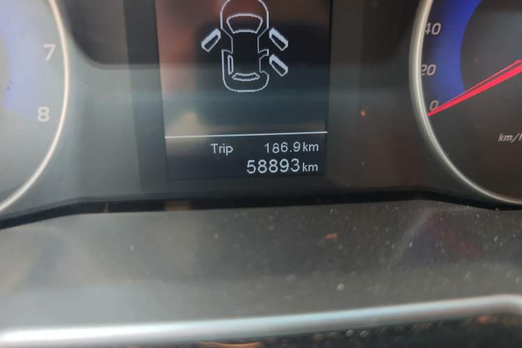 Used Geely Auto Emgrand 2016 Sedan 1.5L Manual Luxury Model Odometer Close Up