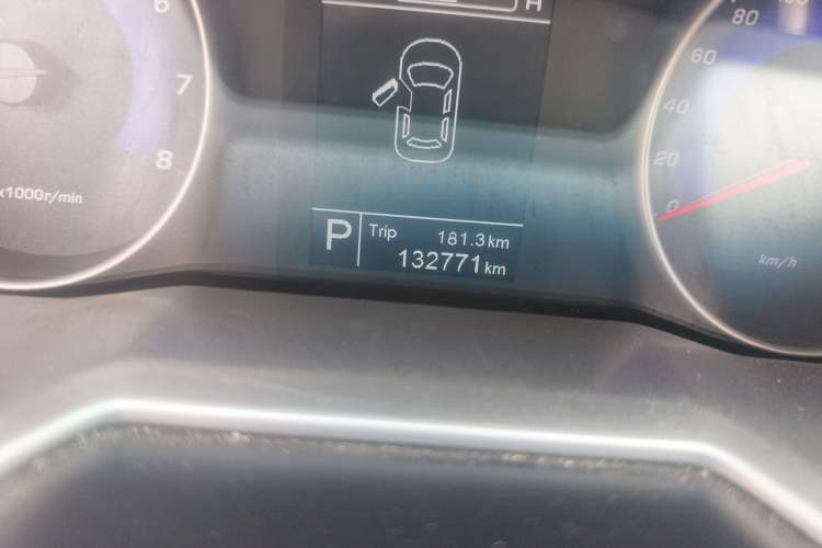 Used Geely Auto Emgrand 2016 Sedan 1.5L CVT Upward Version Odometer Close Up