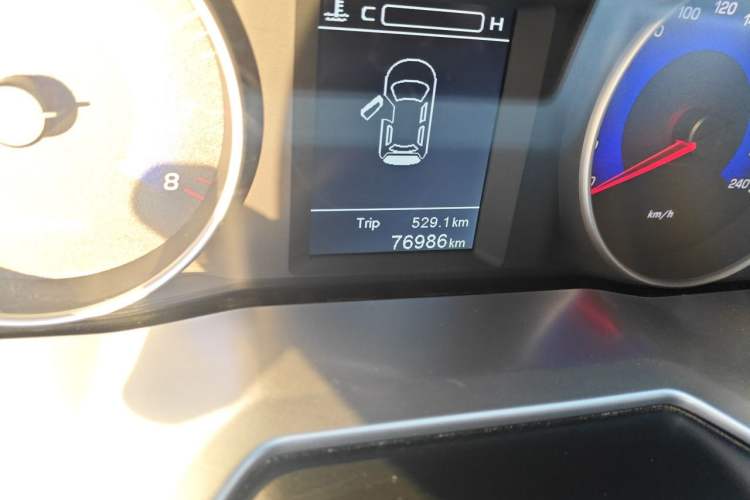 Used Geely Auto Emgrand 2016 Sedan 1.5L Manual Upward Edition Odometer Close Up