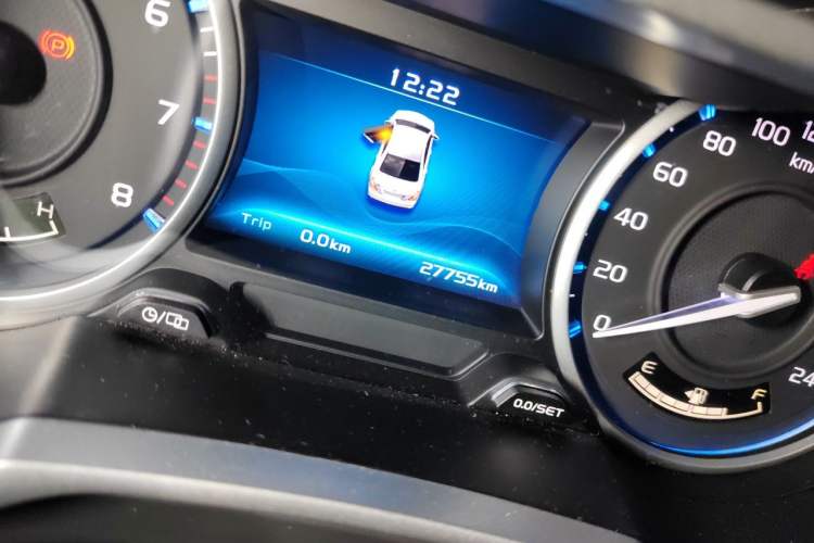 Used Geely Auto Emgrand 2016 Sedan 1.5L Manual Upward Edition Odometer Close Up