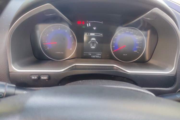 Used Geely Auto Emgrand 2016 Sedan 1.5L Manual Upward Edition Odometer Close Up