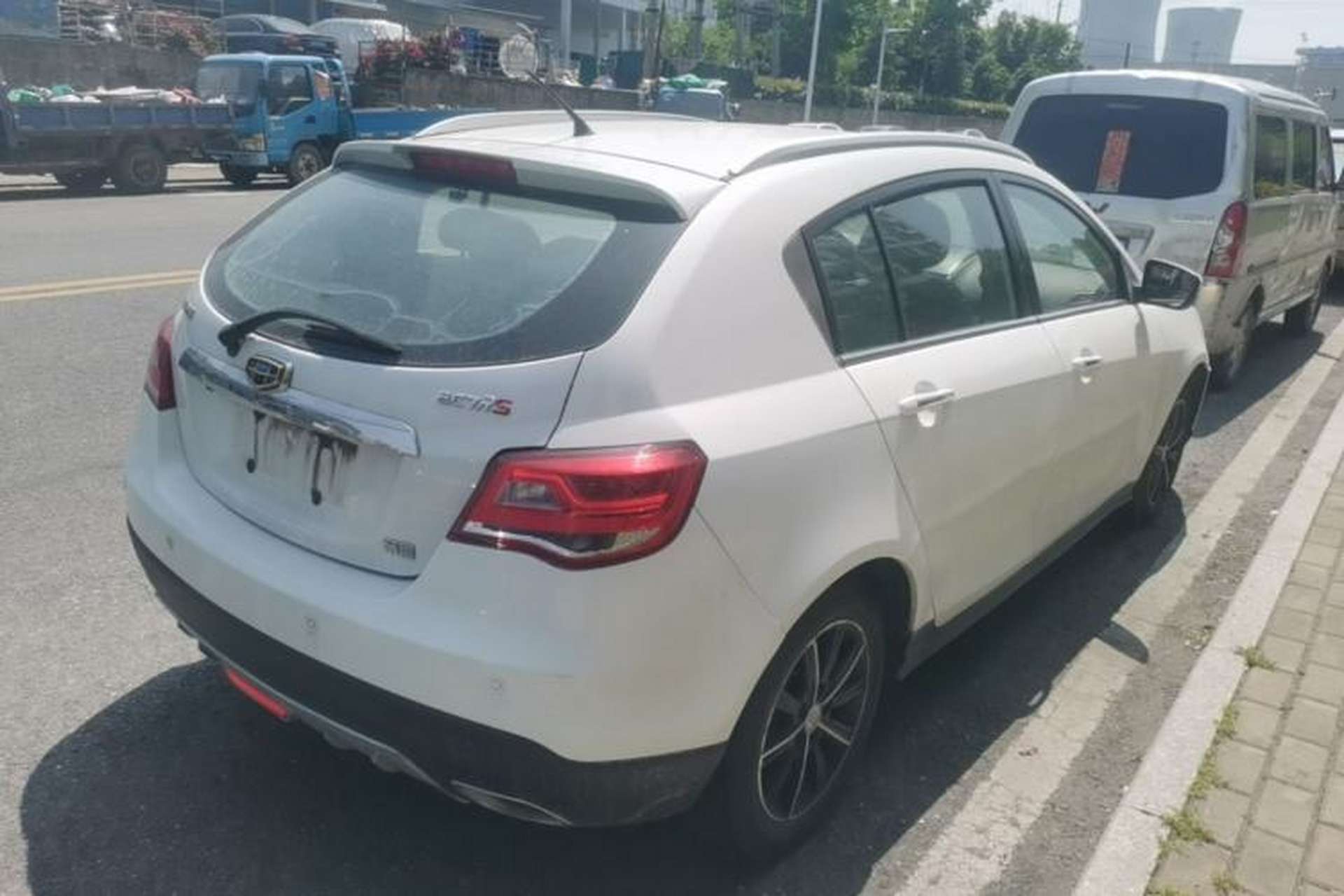 Used Geely Auto Emgrand 2016 Hatchback RS 1.5L Manual - Upward Edition Rear Right 45 Deg