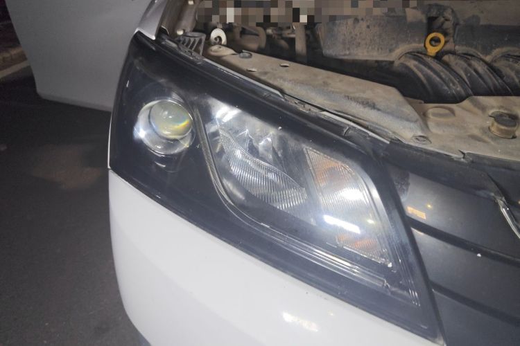 Used Geely Auto Emgrand 2016 Sedan 1.5L Manual Luxury Model Right Front Headlight