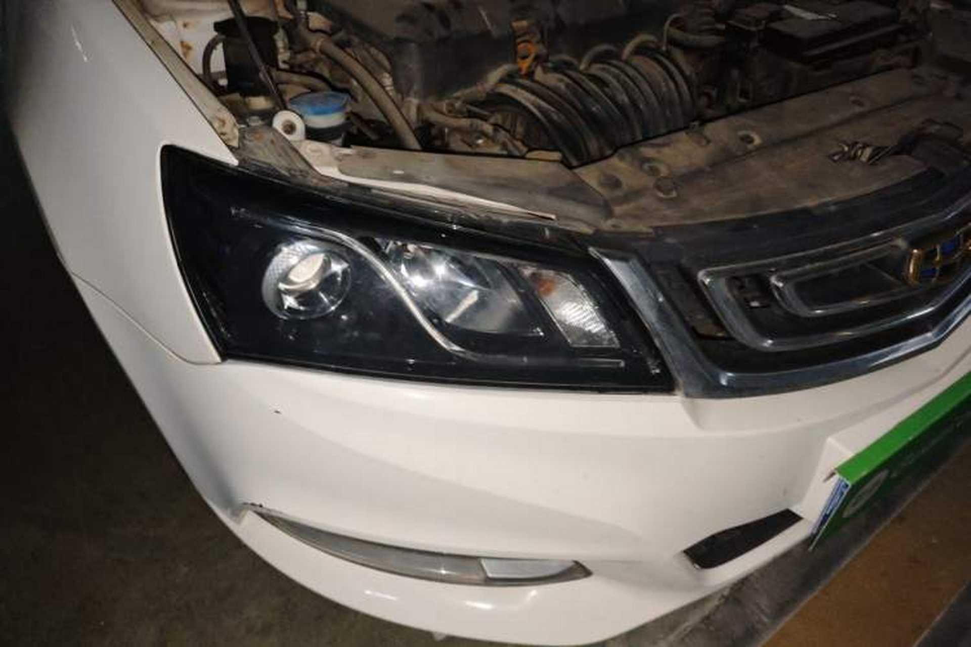 Used Geely Auto Emgrand 2016 Sedan 1.5L CVT Luxury Model Right Front Headlight