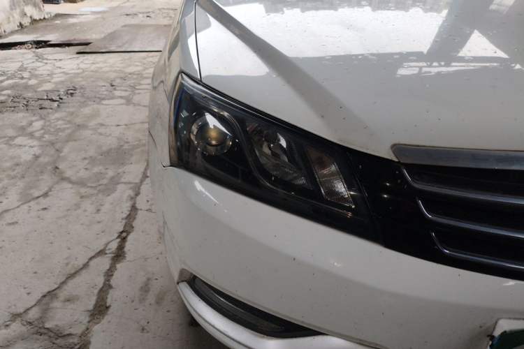 Used Geely Auto Emgrand 2016 Sedan 1.5L Manual Upward Edition Right Front Headlight