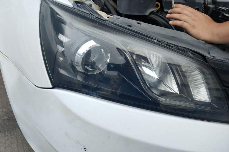 Used Geely Auto Emgrand 2016 Sedan 1.5L Manual Upward Edition Right Front Headlight