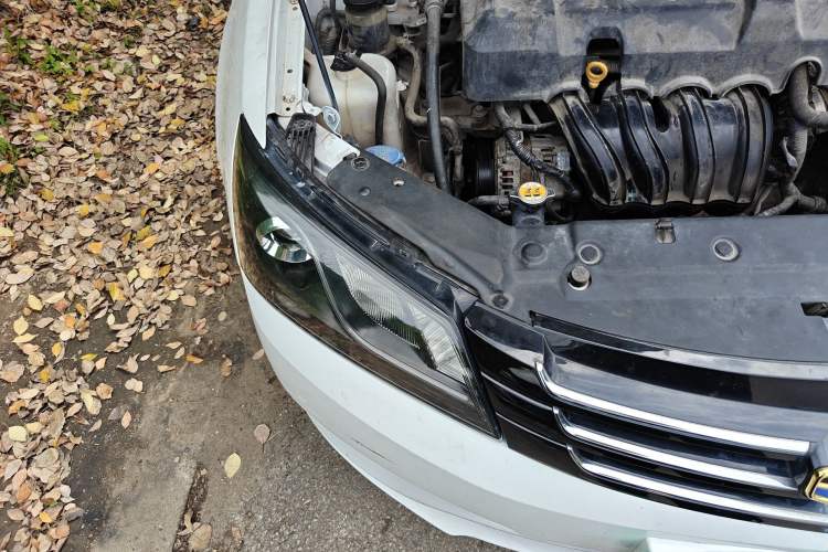 Used Geely Auto Emgrand 2016 Sedan 1.5L Manual Upward Edition Right Front Headlight