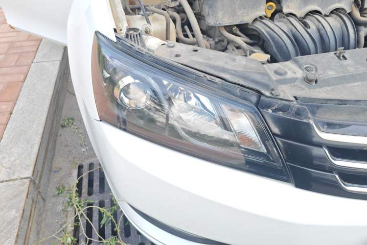 Used Geely Auto Emgrand 2016 Sedan 1.5L Manual Upward Edition Right Front Headlight
