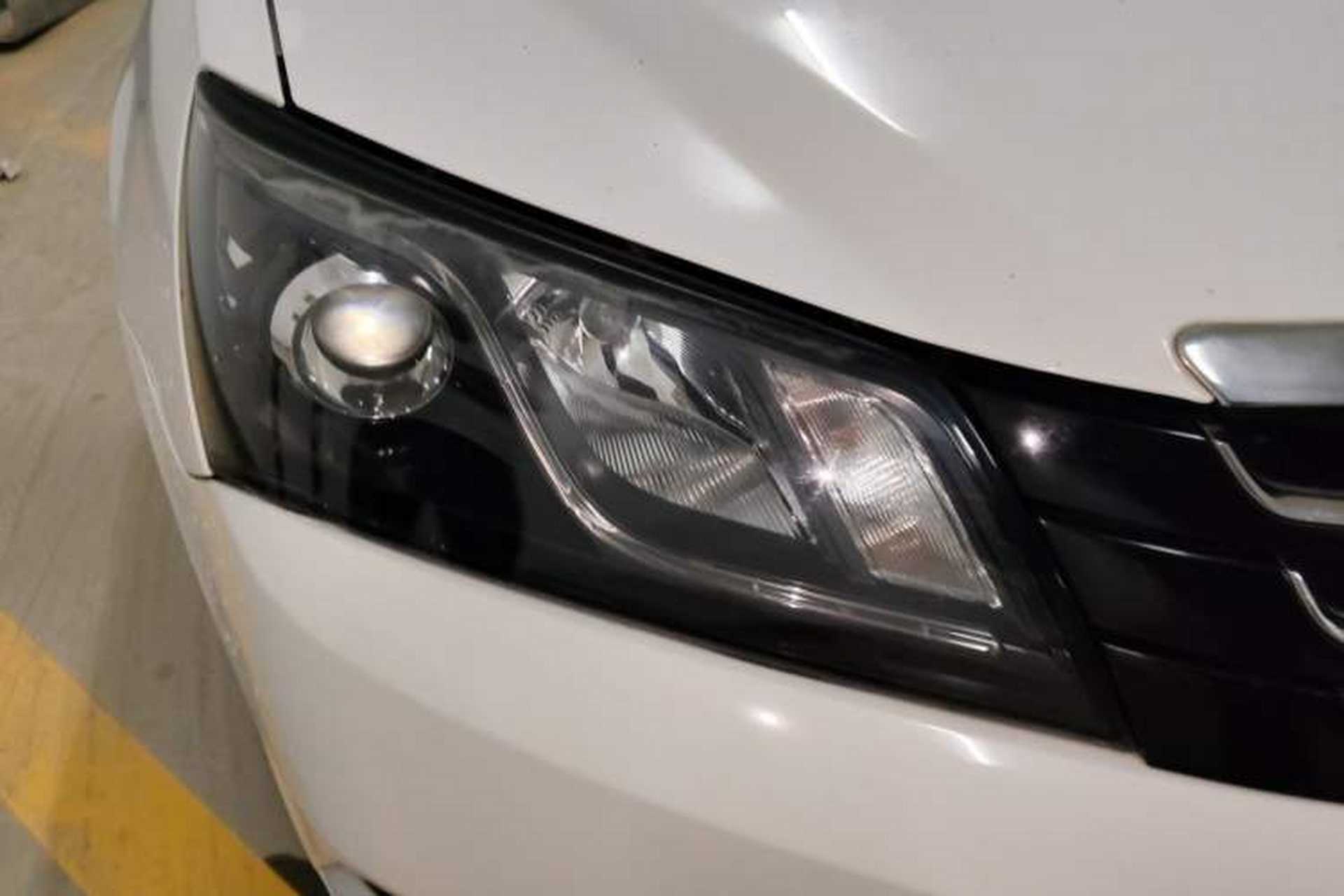 Used Geely Auto Emgrand 2016 Sedan 1.5L CVT Upward Version Right Front Headlight