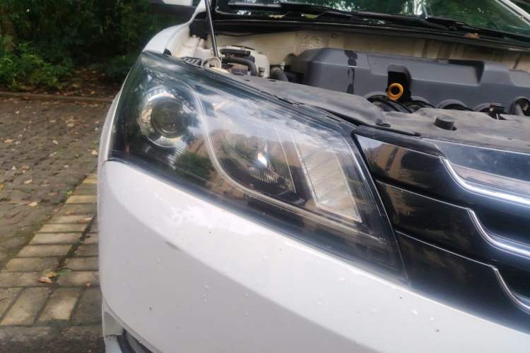 Used Geely Auto Emgrand 2016 Sedan 1.5L Manual Upward Edition Right Front Headlight